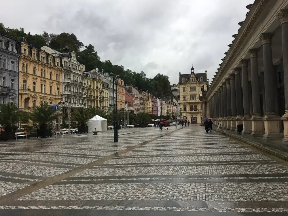 Práce Karlovy Vary